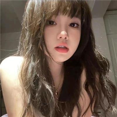 下午一点的她